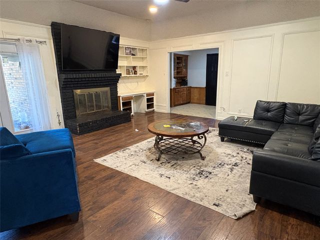 702 Granada Drive, Duncanville, TX 75116