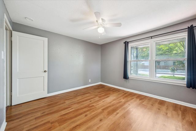 1102 Cherico ST, Austin, TX 78702