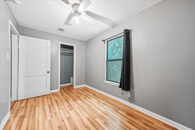 1102 Cherico ST, Austin, TX 78702