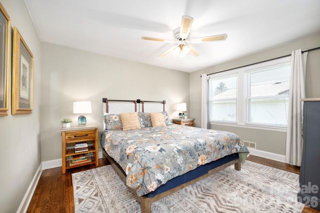 298 Erwin Hills Road, Asheville, NC 28806