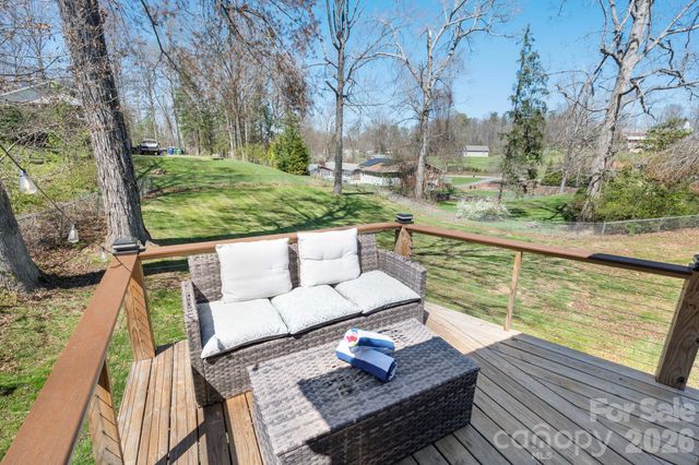 298 Erwin Hills Road, Asheville, NC 28806