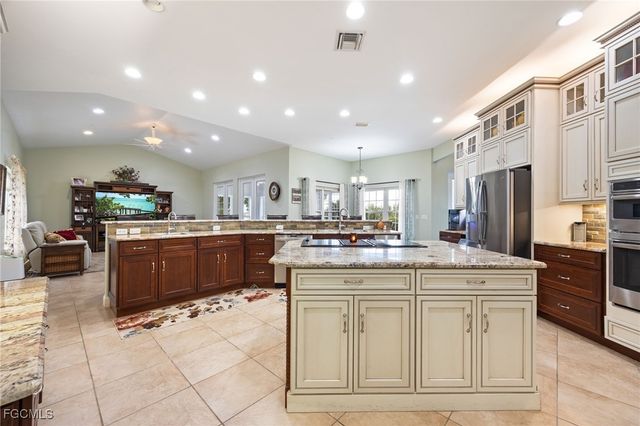 4013 Oak Haven DR, Labelle, FL 33935