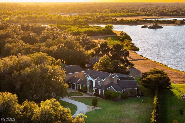 4013 Oak Haven DR, Labelle, FL 33935