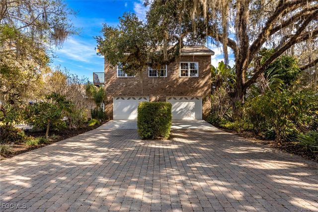 4013 Oak Haven DR, Labelle, FL 33935