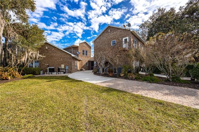 4013 Oak Haven DR, Labelle, FL 33935