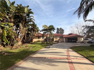 13342 Glenoaks Boulevard, Sylmar, CA 91342