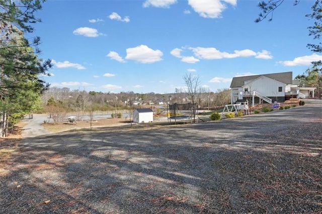 250 Crowe Springs NW Road, Cartersville, GA 30121