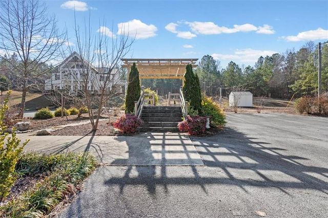250 Crowe Springs NW Road, Cartersville, GA 30121
