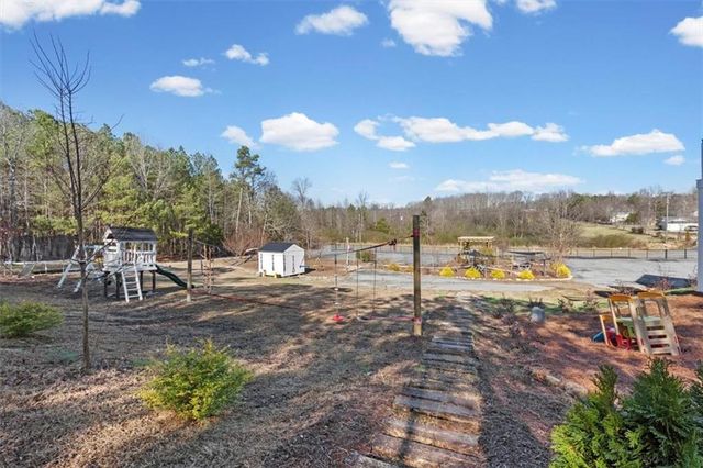 250 Crowe Springs NW Road, Cartersville, GA 30121