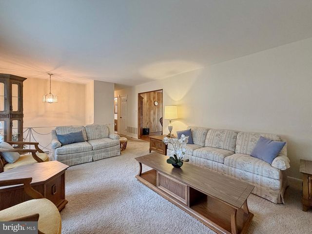 3830 STONEYBROOK RD, White Plains, MD 20695