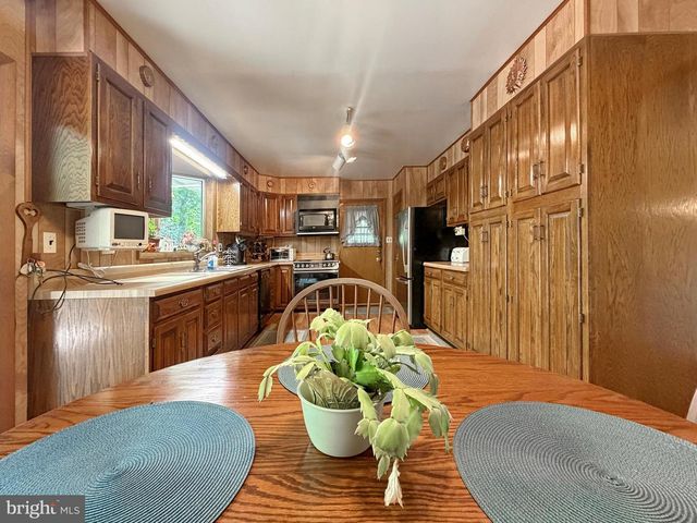 3830 STONEYBROOK RD, White Plains, MD 20695