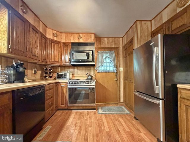 3830 STONEYBROOK RD, White Plains, MD 20695