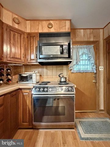 3830 STONEYBROOK RD, White Plains, MD 20695