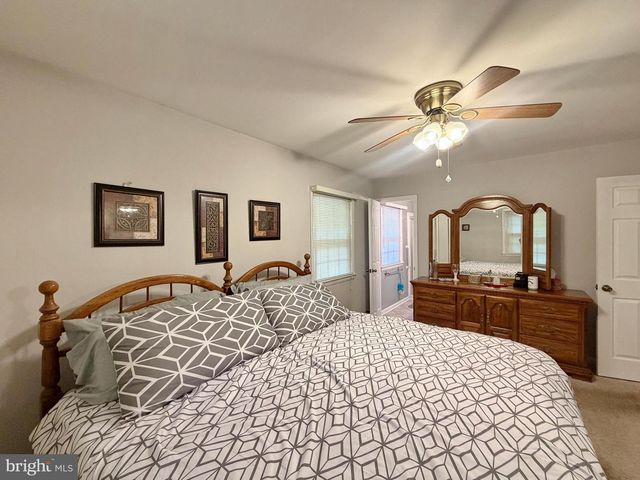 3830 STONEYBROOK RD, White Plains, MD 20695