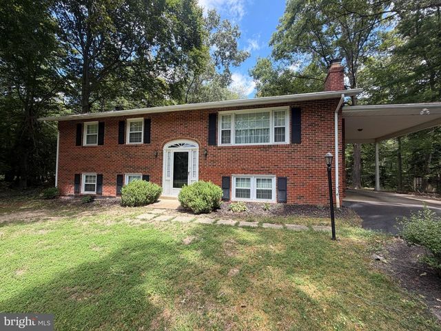 3830 STONEYBROOK RD, White Plains, MD 20695