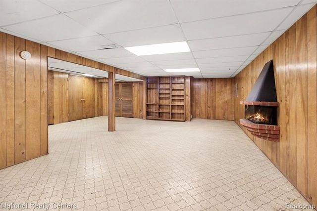 35977 Dover Street, Livonia, MI 48150