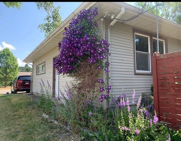 5319 Autumn Lane, Mcfarland, WI 53558
