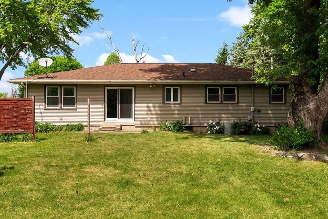 5319 Autumn Lane, Mcfarland, WI 53558