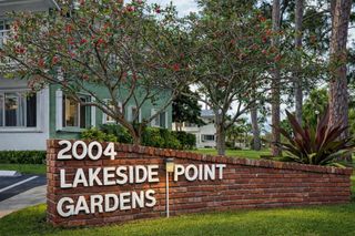 1950 Lake Osborne Drive 18, Lake Worth, FL 33461
