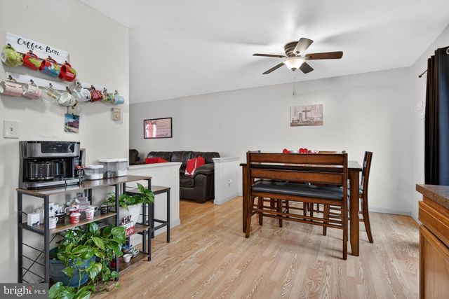 1390 CAROLE LN, Manheim, PA 17545