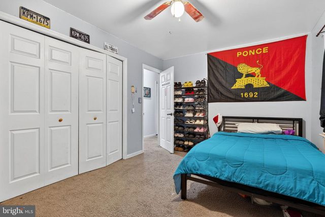 1390 CAROLE LN, Manheim, PA 17545
