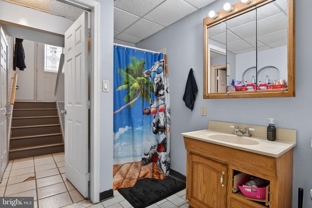 1390 CAROLE LN, Manheim, PA 17545