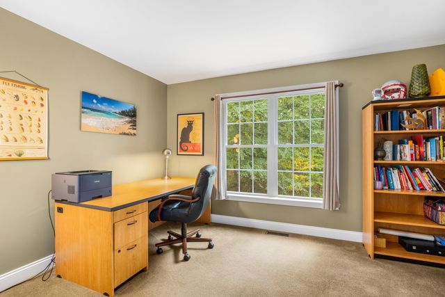 33 PISCATAQUA Road, Dover, NH 03820