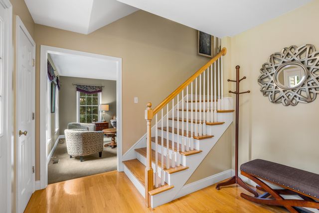 33 PISCATAQUA Road, Dover, NH 03820