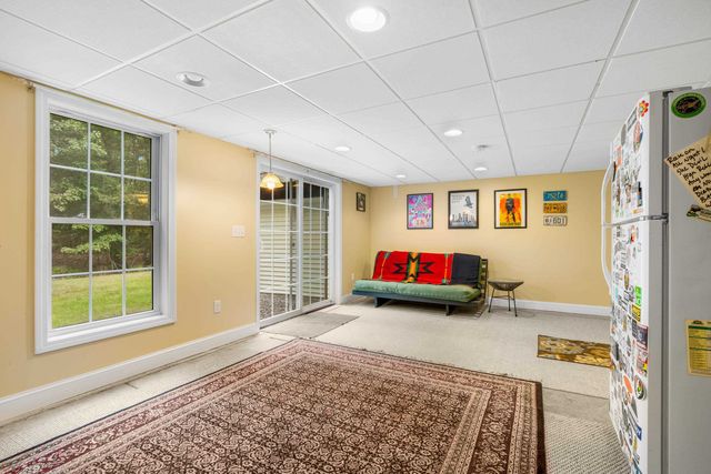 33 PISCATAQUA Road, Dover, NH 03820