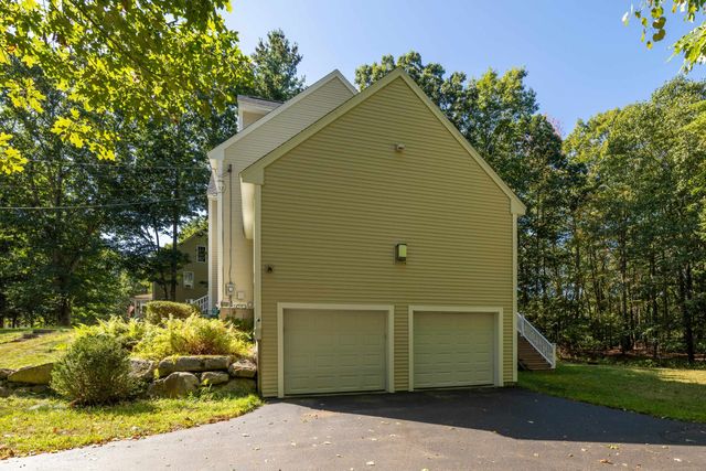 33 PISCATAQUA Road, Dover, NH 03820
