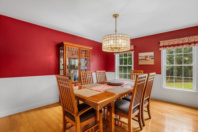 33 PISCATAQUA Road, Dover, NH 03820