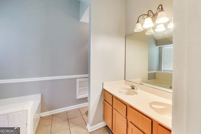 25 Carrera Road, Stockbridge, GA 30281