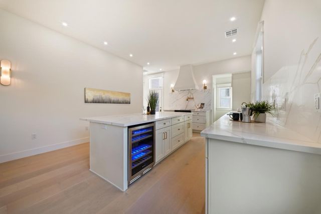 75 W William Street, San Jose, CA 95110