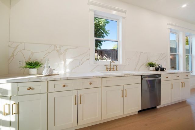 75 W William Street, San Jose, CA 95110
