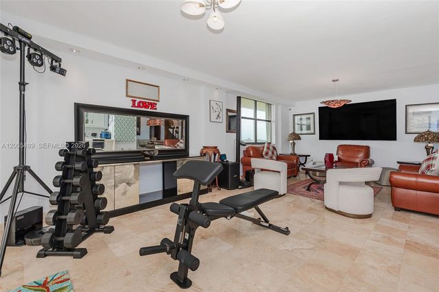 11111 Biscayne Boulevard 12B, Miami, FL 33181