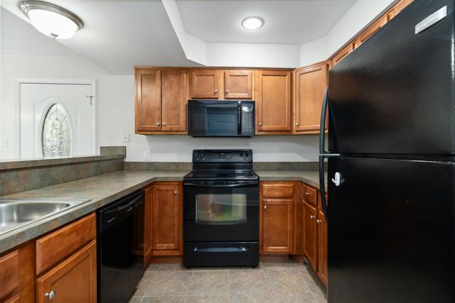 2414 Lake Park Road 2209, Lexington, KY 40502