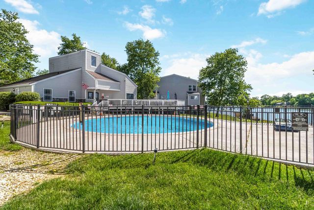2414 Lake Park Road 2209, Lexington, KY 40502