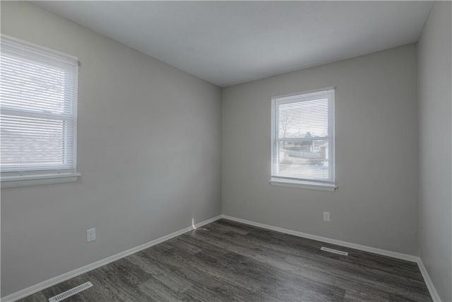 16524 E 35th Street, Independence, MO 64055