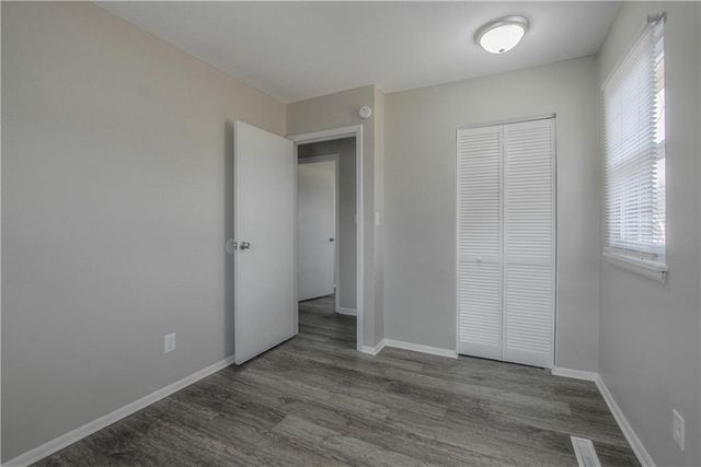 16524 E 35th Street, Independence, MO 64055