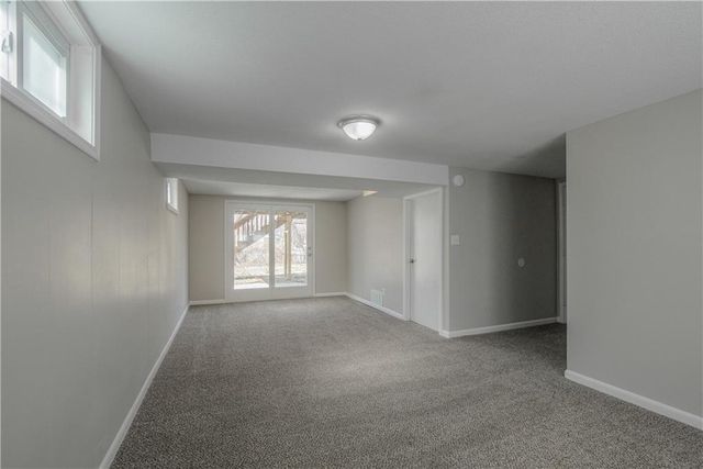 16524 E 35th Street, Independence, MO 64055