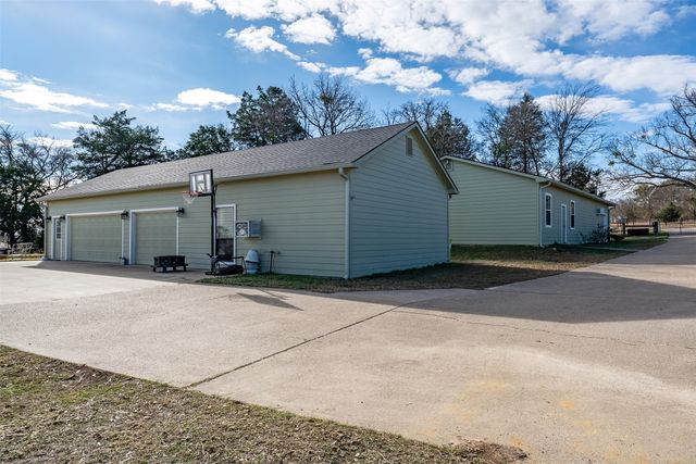 488 Vz County Road 4504, Ben Wheeler, TX 75754