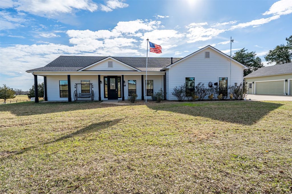 488 Vz County Road 4504, Ben Wheeler, TX 75754