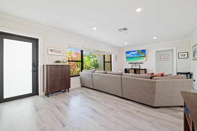 2508 NE 21st Court, Fort Lauderdale, FL 33305