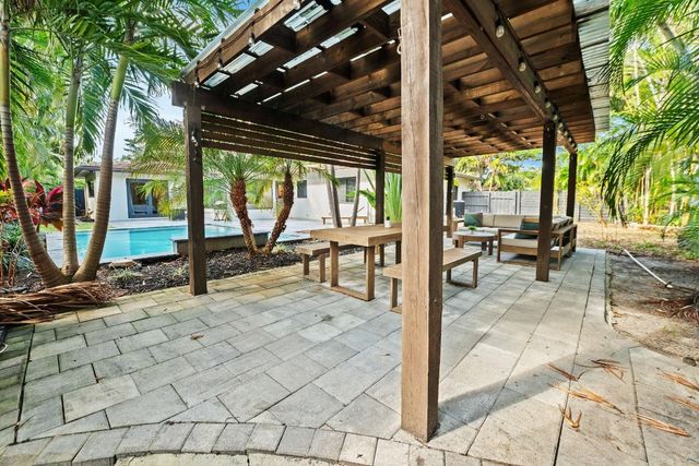 2508 NE 21st Court, Fort Lauderdale, FL 33305