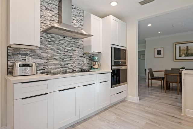 2508 NE 21st Court, Fort Lauderdale, FL 33305