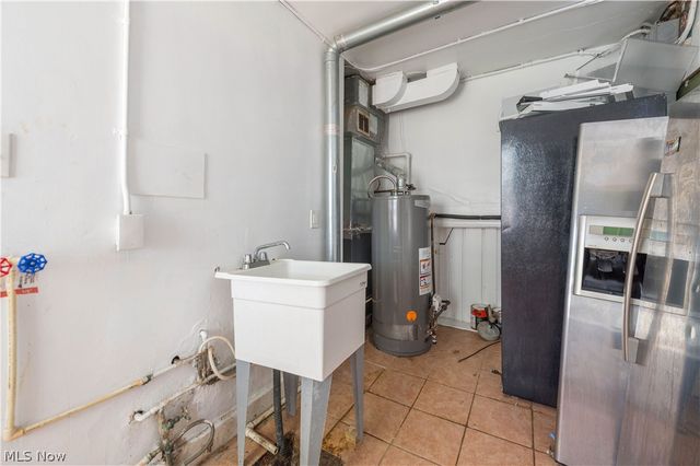 3675 Randolph Road, Cleveland Heights, OH 44121