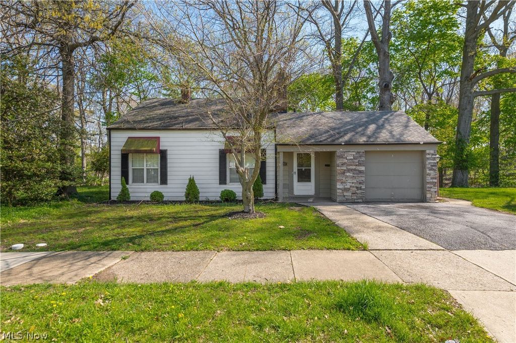 3675 Randolph Road, Cleveland Heights, OH 44121