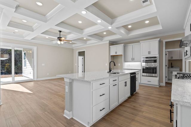 124 Palmetto Harbour Dr., North Myrtle Beach, SC 29582