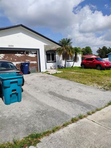 26200 SW 132nd Pl, Homestead, FL 33032