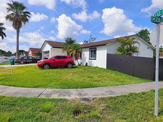 26200 SW 132nd Pl, Homestead, FL 33032